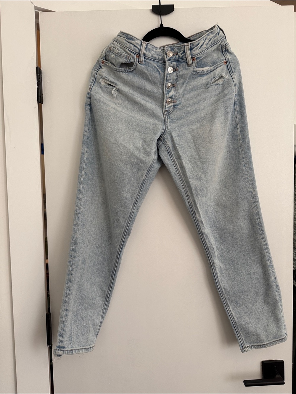 American Eagle Outfitters Light Blue Boyfriend Jeans